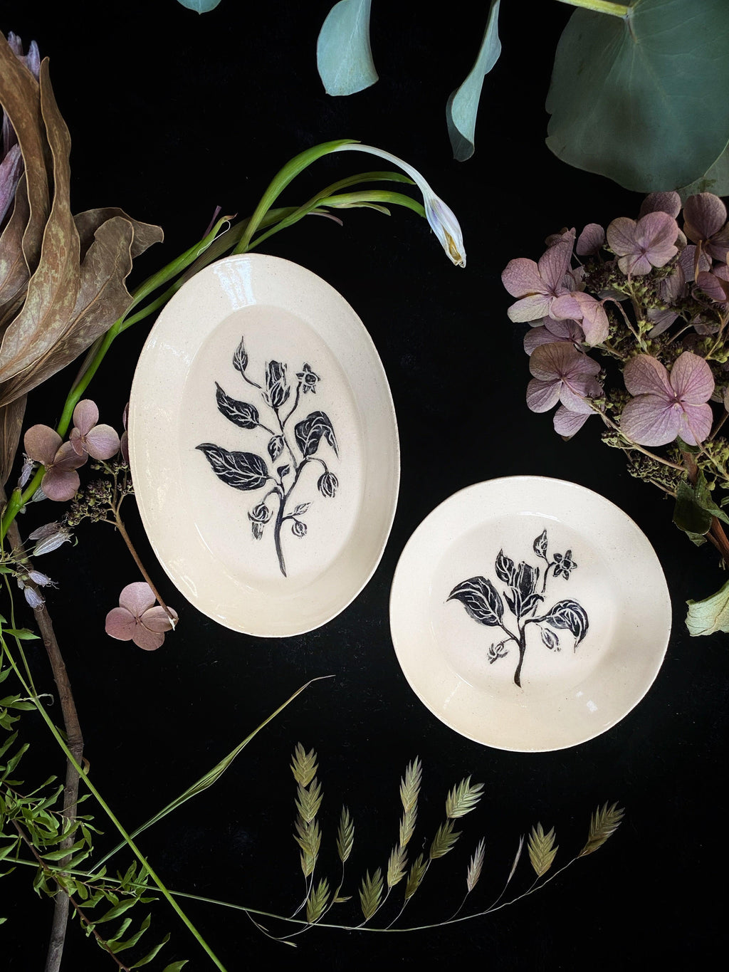 Black Sgraffito Belladonna Ceramic Offering Plates
